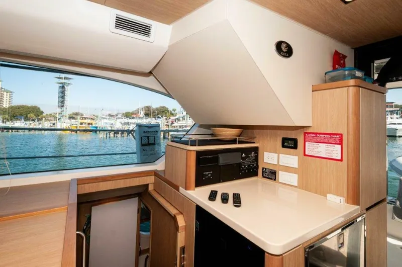 Slide: The Image of 2018 Aquila 44 Catamaran- Galley 4 - 5034749