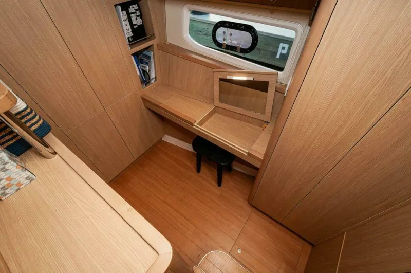 Slide: The Image of 2018 Aquila 44 Catamaran- Master Stateroom 4 - 5034757