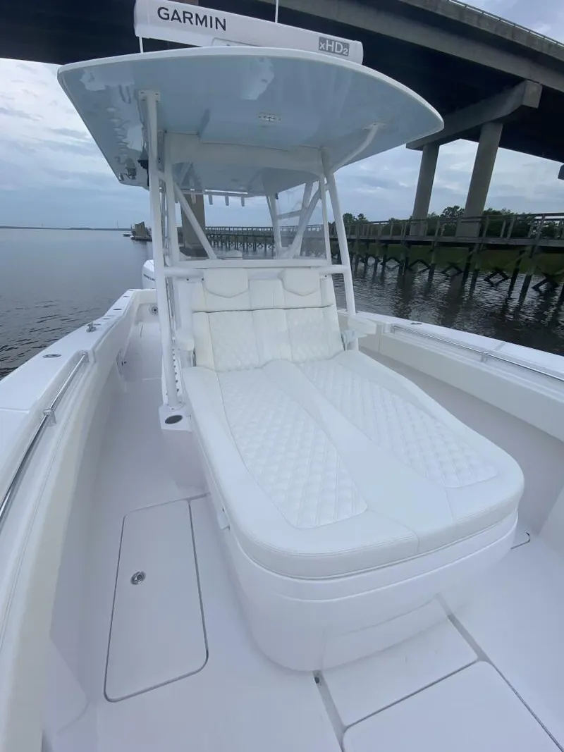 Slide: The Image of Invincible 36 2021 - 5034199