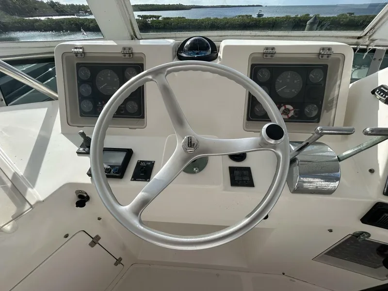 Slide: The Image of 43' Mikelson flybridge helm center - 5036909