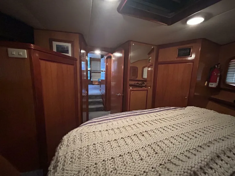Slide: The Image of 43' Mikelson master stateroom aft - 5036928