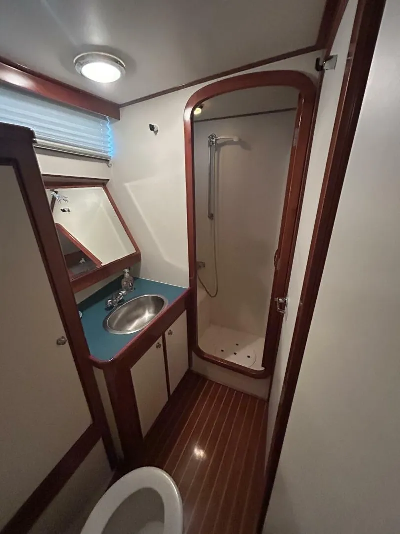 Slide: The Image of 43' Mikelson head-shower - 5036926