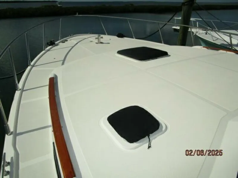 Slide: The Image of 43' Mikelson foredeck2 - 5036919