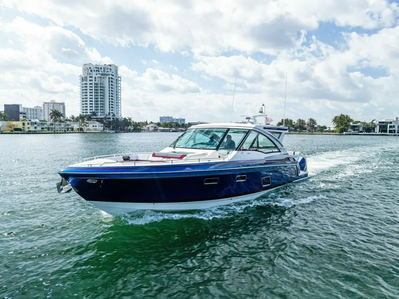 Slide: The Image of Formula 430 Super Sport Crossover 2022 - 5102439