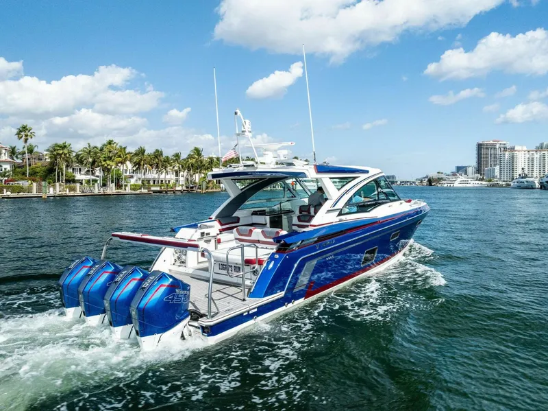 Slide: The Image of Formula 430 Super Sport Crossover 2022 - 5102443