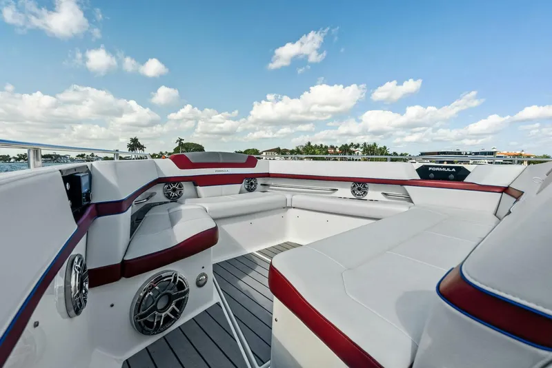 Slide: The Image of Formula 430 Super Sport Crossover 2022 - 5102461