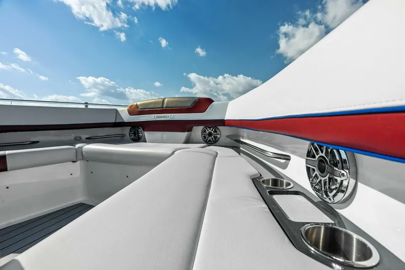 Slide: The Image of Formula 430 Super Sport Crossover 2022 - 5102464