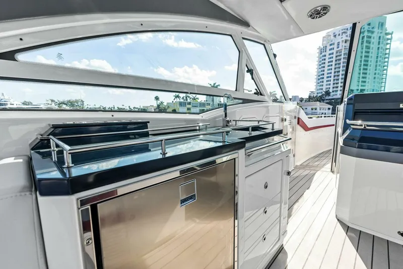 Slide: The Image of Formula 430 Super Sport Crossover 2022 - 5102470