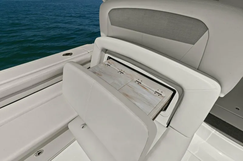 Slide: The Image of 2016 375 Grady-White Freedom - 5098699