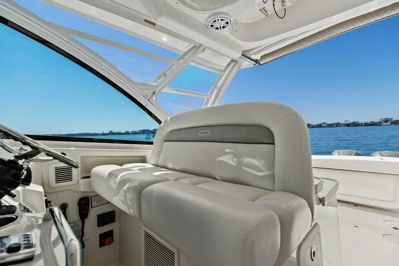 Slide: The Image of 2016 375 Grady-White Freedom - 5098773