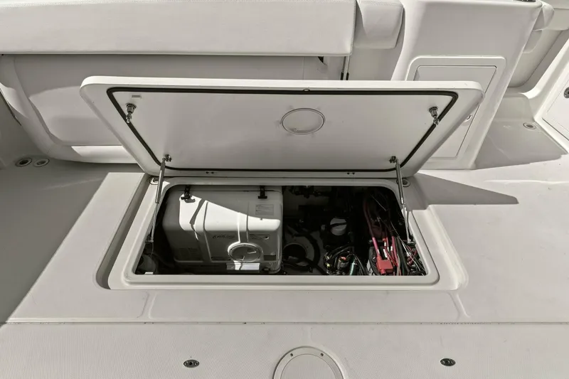 Slide: The Image of 2016 375 Grady-White Freedom - 5098804