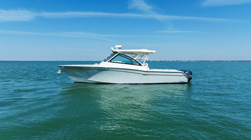 Slide: The Image of 2016 375 Grady-White Freedom - 5098790