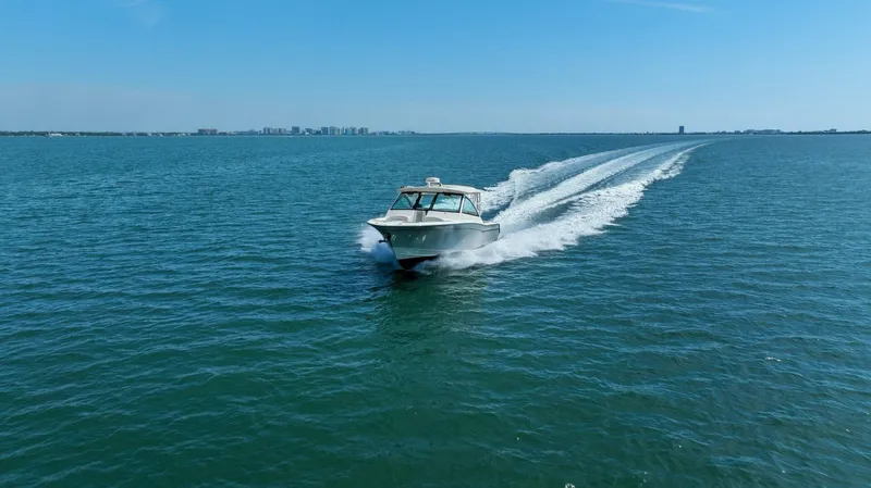 Slide: The Image of 2016 375 Grady-White Freedom - 5098800