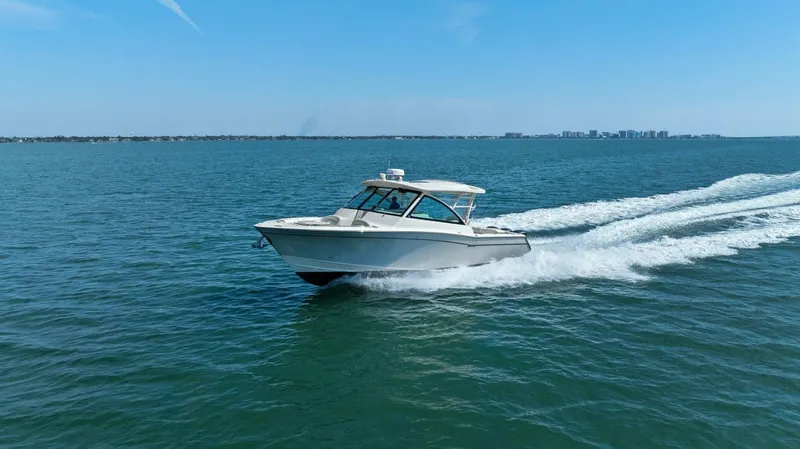 Slide: The Image of 2016 375 Grady-White Freedom - 5098801