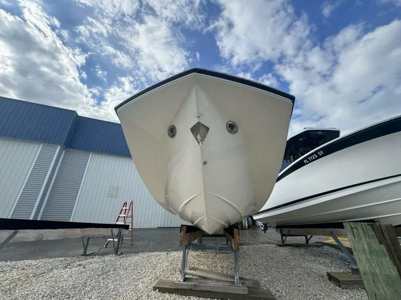 Slide: The Image of Regal 2520 FasDeck 2008 - 5034511