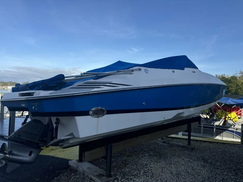 Slide: The Image of Regal 2520 FasDeck 2008 - 5034501