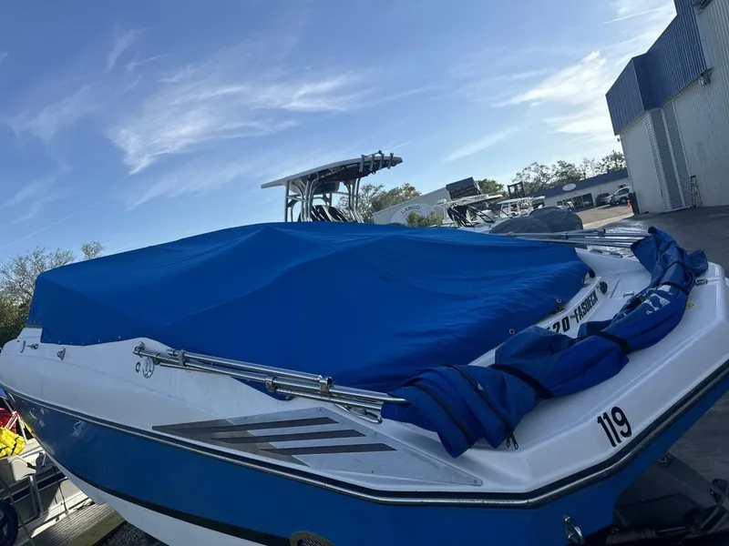 Slide: The Image of Regal 2520 FasDeck 2008 - 5034504