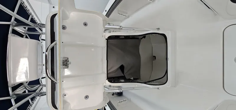 Slide: The Image of Yamaha 210 FSH Deluxe 2018 - 5035675