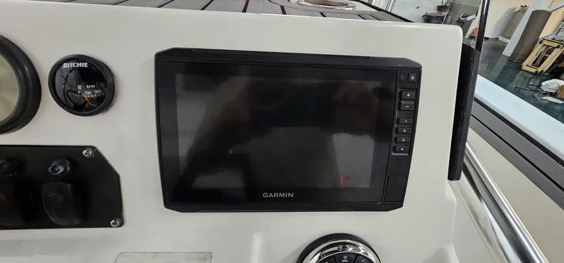 Slide: The Image of Yamaha 210 FSH Deluxe 2018 - 5035723