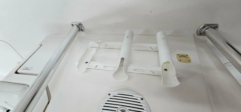 Slide: The Image of Yamaha 210 FSH Deluxe 2018 - 5035736