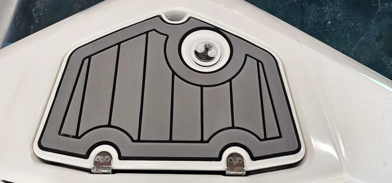 Slide: The Image of Yamaha 210 FSH Deluxe 2018 - 5035667