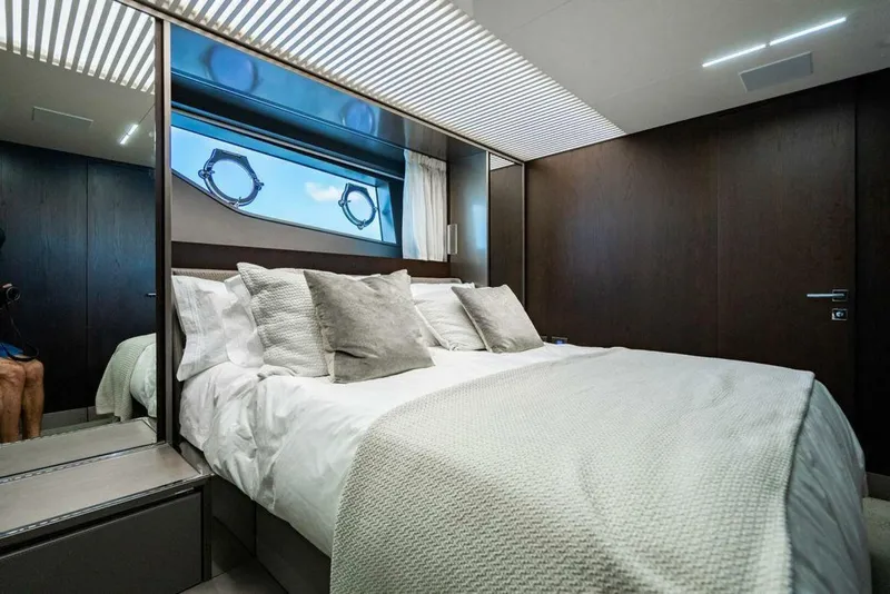 Slide: The Image of Ferretti Yachts 850 2018 - 5036692