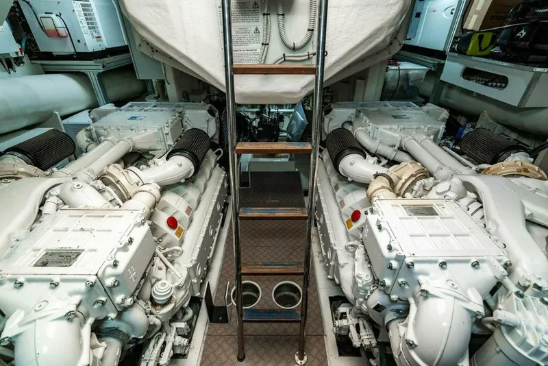 Slide: The Image of Ferretti Yachts 850 2018 - 5036738