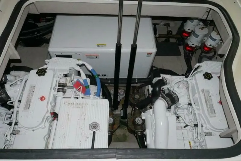 Slide: The Image of Sea Ray 400 Fly 2017 - 5036673