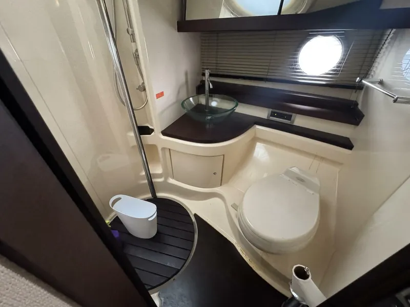 Slide: The Image of Azimut 43s 2007 - 5053107