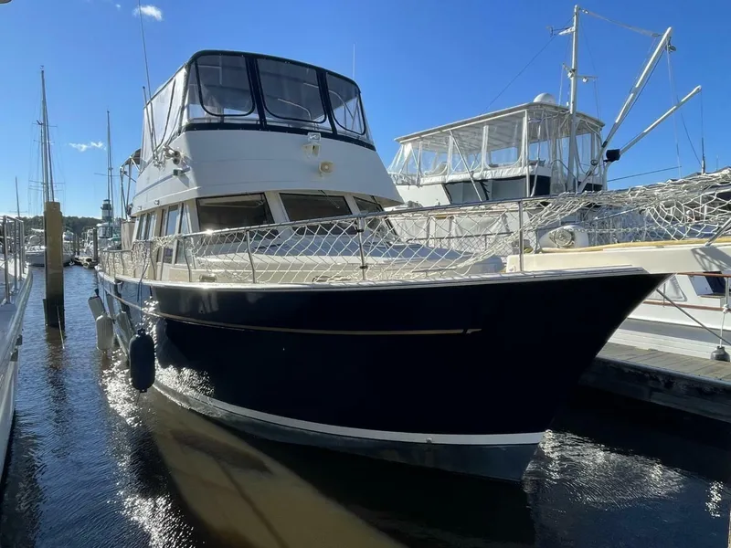 Slide: The Image of Mainship 430 Aft Cabin 3SR Trawler 2005 - 5037058