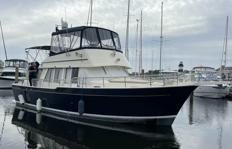Slide: The Image of Mainship 430 Aft Cabin 3SR Trawler 2005 - 5037059