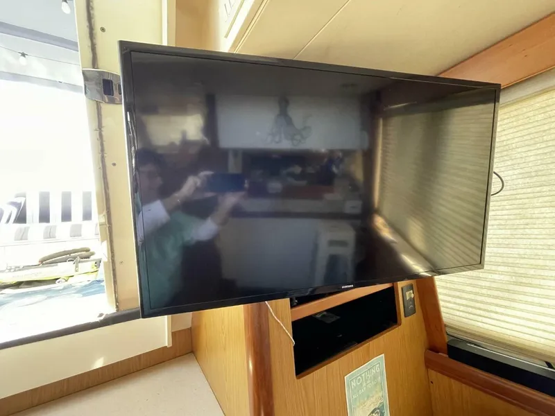 Slide: The Image of Mainship 430 Aft Cabin 3SR Trawler 2005 - 5037120
