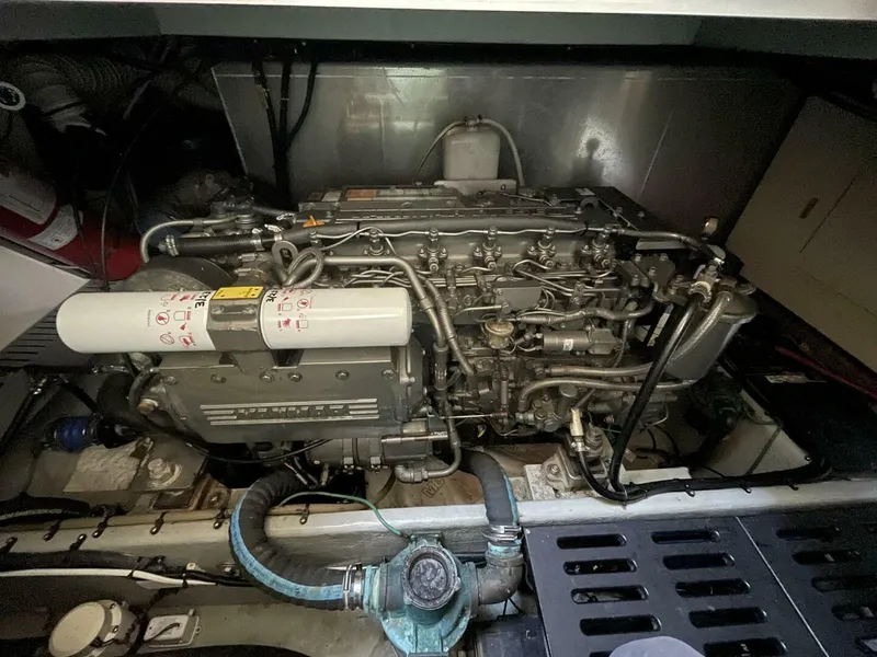 Slide: The Image of Mainship 430 Aft Cabin 3SR Trawler 2005 - 5037126