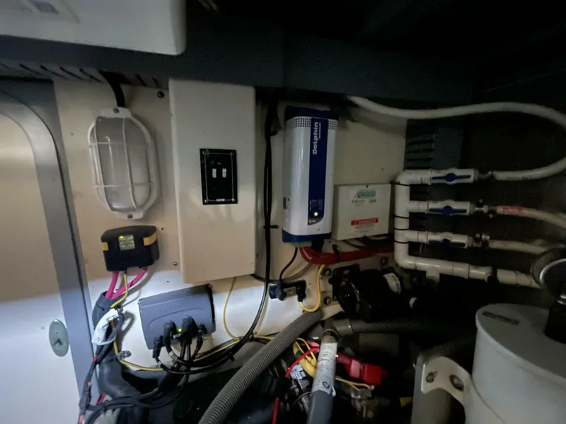 Slide: The Image of Mainship 430 Aft Cabin 3SR Trawler 2005 - 5037127