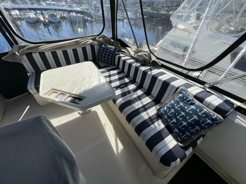 Slide: The Image of Mainship 430 Aft Cabin 3SR Trawler 2005 - 5037140