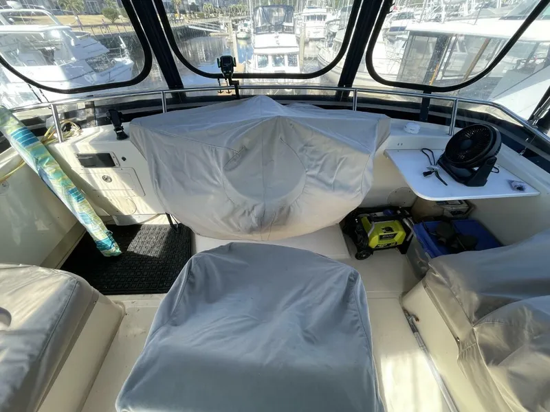 Slide: The Image of Mainship 430 Aft Cabin 3SR Trawler 2005 - 5037142