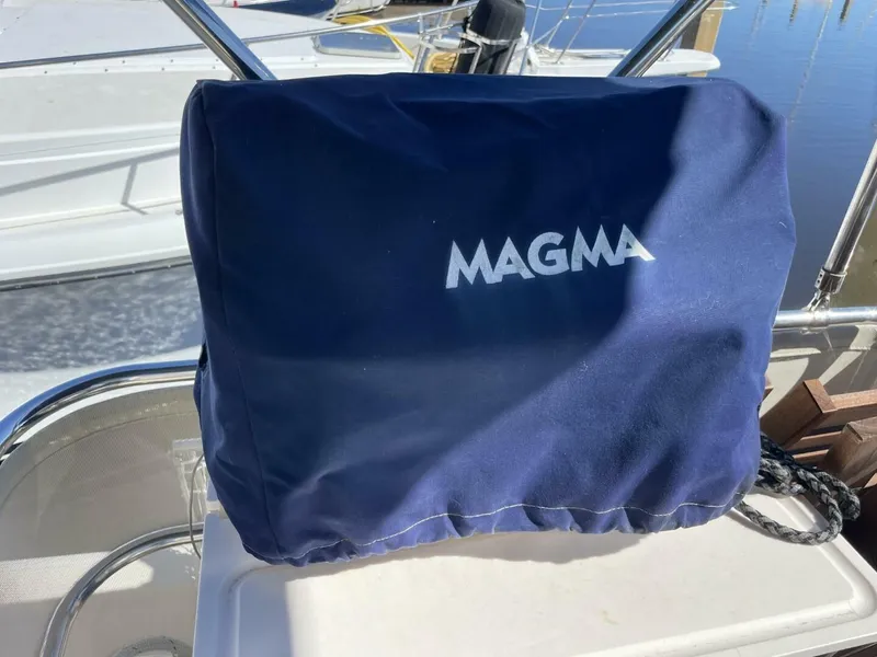 Slide: The Image of Mainship 430 Aft Cabin 3SR Trawler 2005 - 5037145