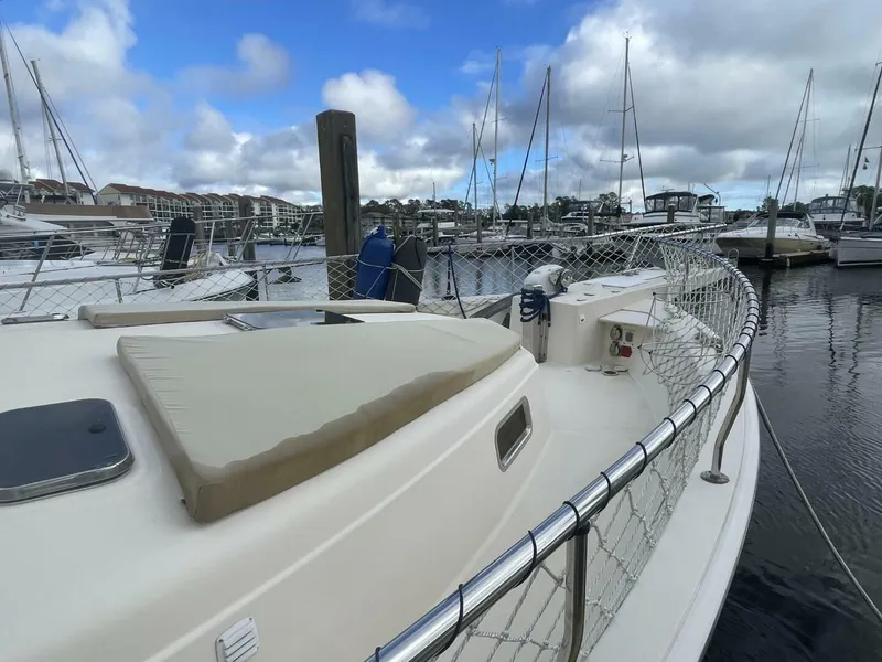 Slide: The Image of Mainship 430 Aft Cabin 3SR Trawler 2005 - 5037076