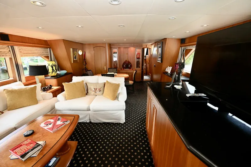 Slide: The Image of Palmer Johnson Motor Yacht 1984 - 5445830
