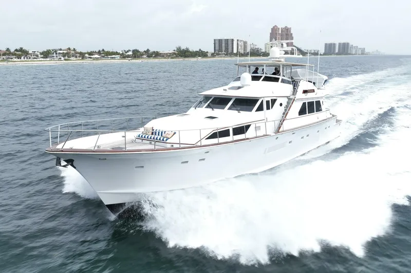 Slide: The Image of Palmer Johnson Motor Yacht 1984 - 5445810
