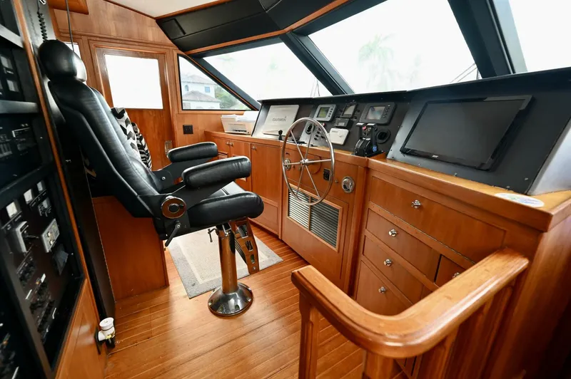 Slide: The Image of Palmer Johnson Motor Yacht 1984 - 5445862