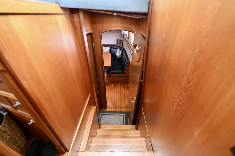 Slide: The Image of Palmer Johnson Motor Yacht 1984 - 5445865