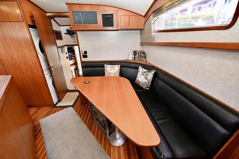 Slide: The Image of Palmer Johnson Motor Yacht 1984 - 5445869