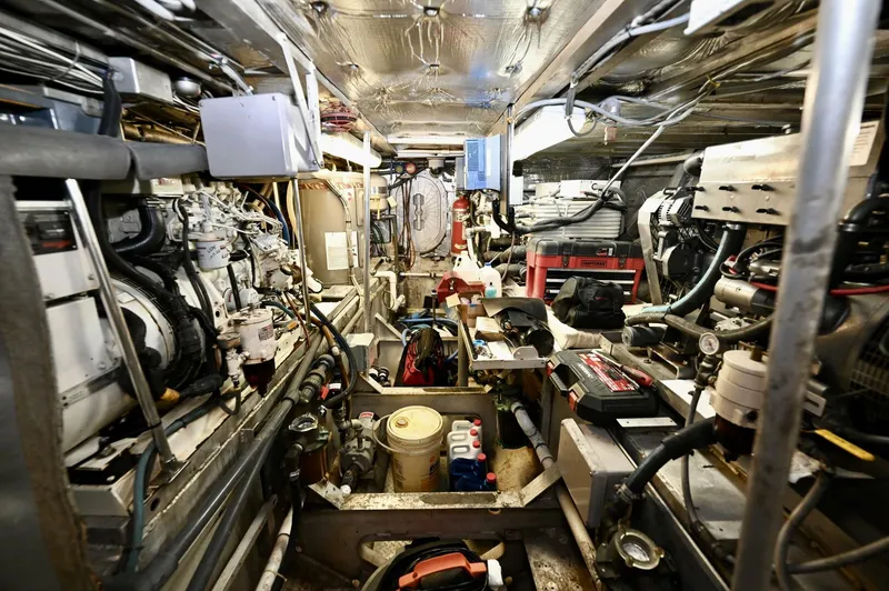 Slide: The Image of Palmer Johnson Motor Yacht 1984 - 5445879
