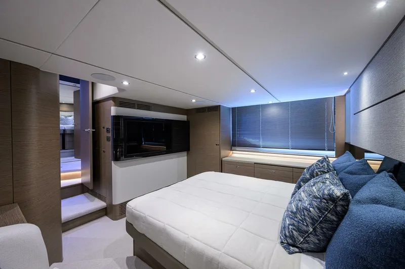 Slide: The Image of Princess V55 Ladybird - Master Stateroom 2025 Princess V55 Ladybird - 5046047