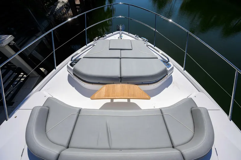 Slide: The Image of Princess V55 Ladybird - Bow 2025 Princess V55 Ladybird - 5046067