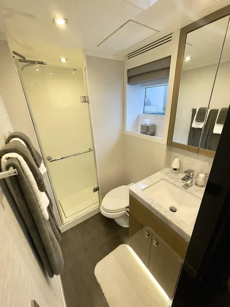 Slide: The Image of Hargrave Skylounge Flush Deck 2021 - 5044399