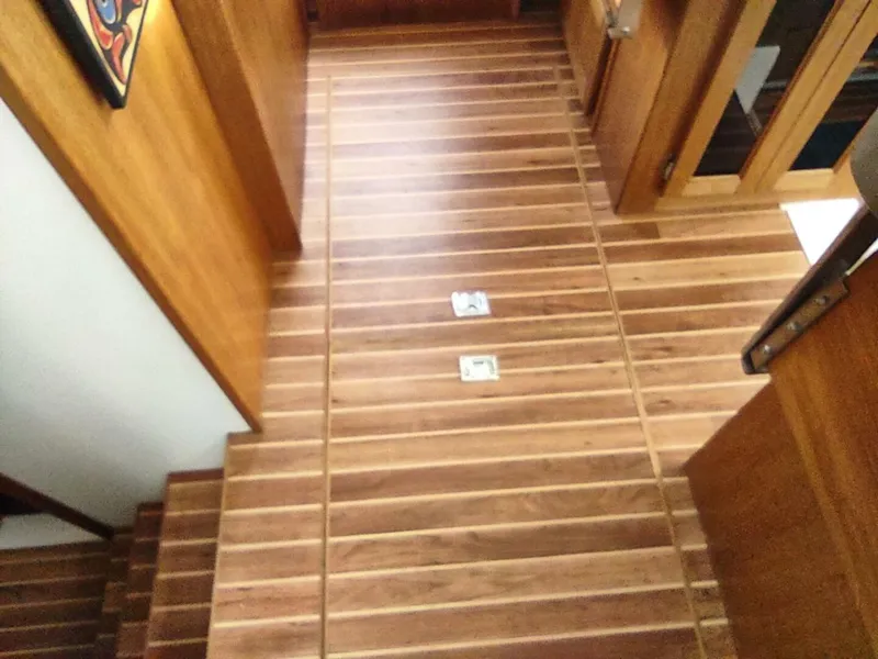 Slide: The Image of Nordic 32 2010 - 5039023