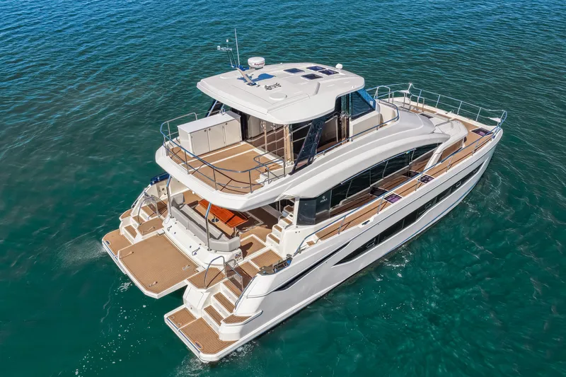 Slide: The Image of Aquila 54 2022 - 5823742