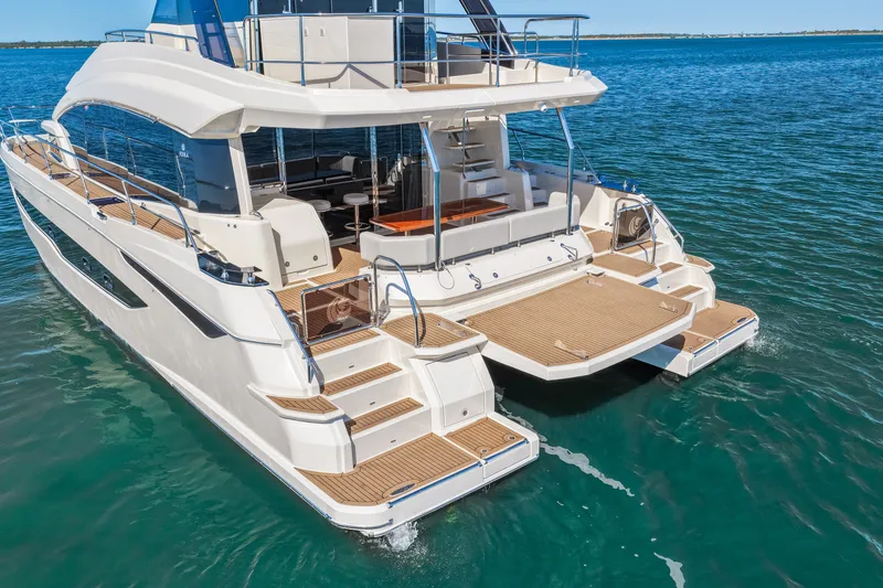 Slide: The Image of Aquila 54 2022 - 5823751